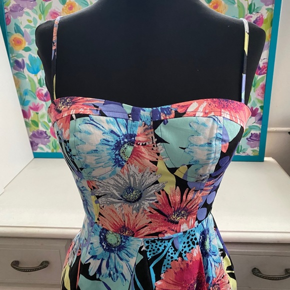 Candie's Dresses & Skirts - Candies floral dress